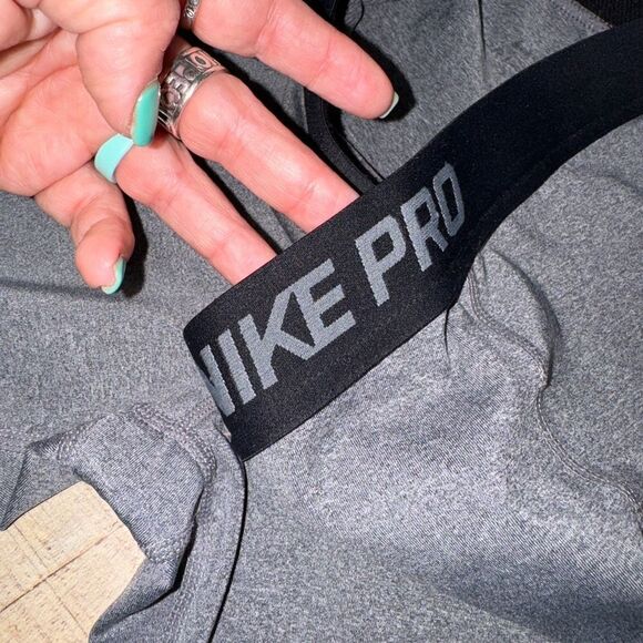 NIKE PRO WOMEN'S LEGGING TIGHT WORKOUT PANTS GREY M - Picture 6 of 11
